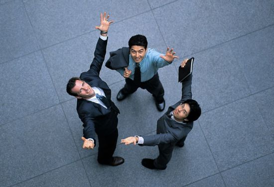 美联储鸽派言论支撑美元指数，欧英日货币走势分化